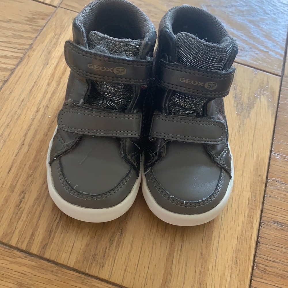 Geox confortable shoes with support